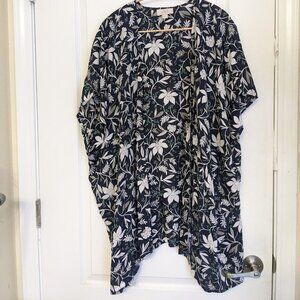 Flowy, Floral, Soft Poncho in Dark Blue with touches of Lagoon Green and Ivory